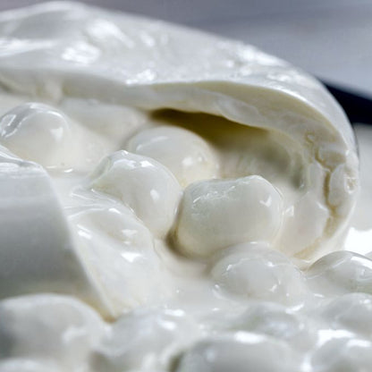 Figliata di mozzarella di bufala DOP